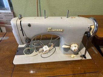 Šijaci stroj Minerva (starožitnosť)