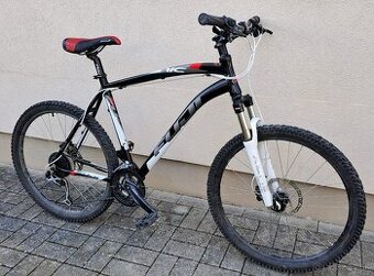 MTB Fuji 26