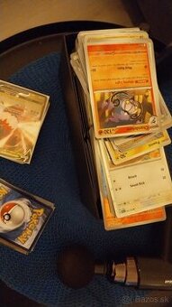 Pokemon bulk kariet.