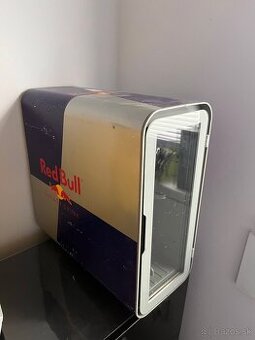 RED BULL Chladnička
