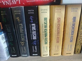 Cassandra Clare