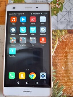 Predam telefon Huawei P8 Lite-cena 25 Eur