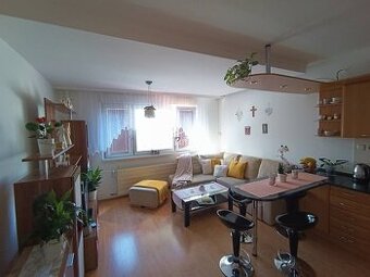 Na prenájom priestranný 1-izbový zariadený byt 42 m2, Žilina