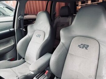 Predám komplet OEM interiér z VW Golf R32 Mk4 – 5-dver.