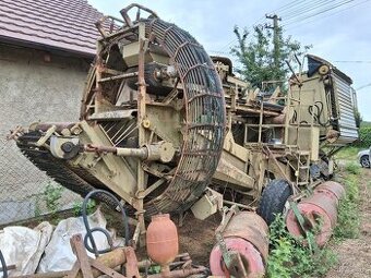 Zemiakov kombajn - 1