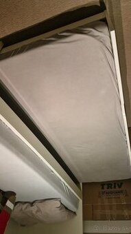Postel ikea 90x200