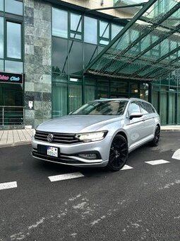 Volkswagen Vw Passat B8.5 Combi 2.0 TDI 110kw R19,CarPlay