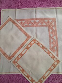 Vyšívané obrúsky