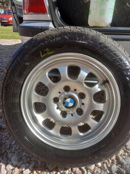 Predám hliníkové disky + zimné pneumatiky