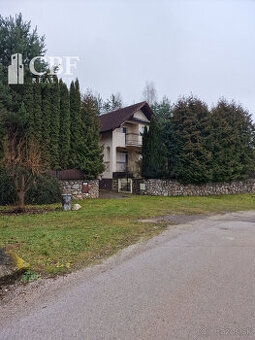 CBF Reality Vám ponúka na predaj rodinný dom v Rožňave, na t - 1