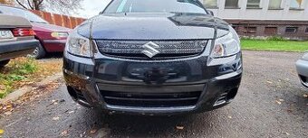 Nárazník s maskou vo farbe suzuki sx4