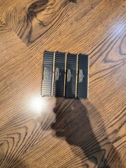32gb ddr4 corsair vintage