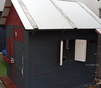 Detský záhradný domček