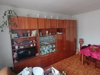 Predám retro nábytok spálna + obývačka