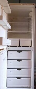 Chladnička s mrazničkou Calex