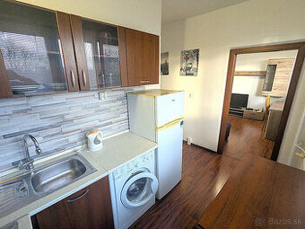 Útulný 1-izbový byt pri Novej nemocnici, TOP lokalita,Terasa