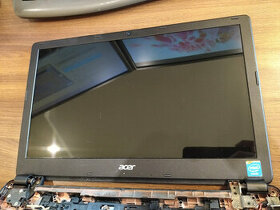 Monitor na notebook Acer Aspire E1 532