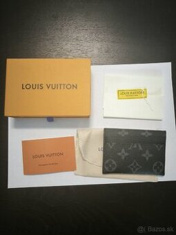 LV cardholder