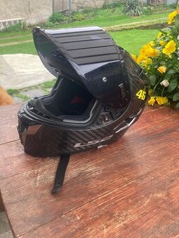 LS2 Challenger Carbon L