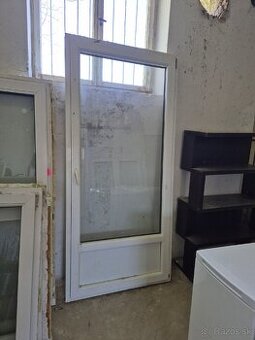 Plastové dvere 102x218