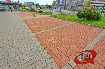 PRENÁJOM PARKOVACÍCH STÁTÍ NA TRENČIANSKEJ ul.BEZ PROVÍZIE