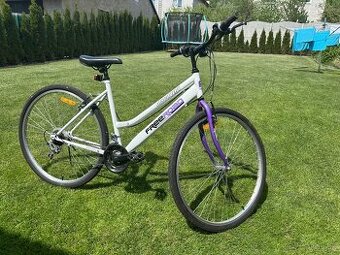 Predám dámsky bycikel Discovery Freeroad FRR 28”