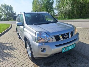 NISSAN X TRAIL 2,2 DIESEL 110KW ROK 2009 4X4