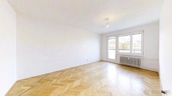 Predaj 3 izbový byt s balkónom - Čadca-Žarec centrum (71 m2
