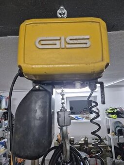 GIS el. kladkostroj 500kg