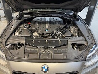 BMW 650i F06
