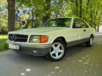 Mercedes-Benz 380 SEC W126 – biela klasika s V8