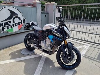 CFMOTO 675NK