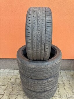 Letné pneu 285/40R22 Hankoook