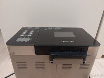 Domáca pekáreň Electrolux EBM8000