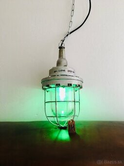 industrialna lampa