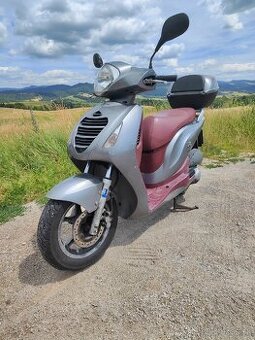 Skúter Honda PS125i