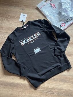 Čierna mikina Moncler L