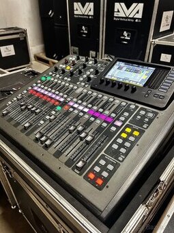 Behringer X32 compact digitálny mixážny pult