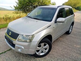 Suzuki Grand Vitara 2,0 DDIS 4X4 TOP MODEL 2013