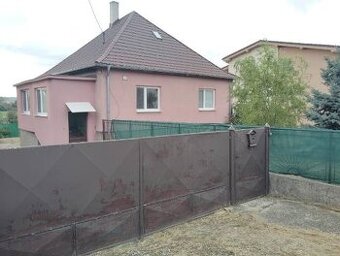 Predám 3 izbový rodinný dom