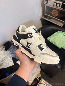 Louis Vuitton Topánky LV