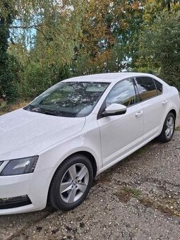 Predám Škoda Octavia 3 ambiente