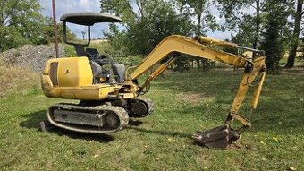 Komatsu PC10N-7 bagr - pásy