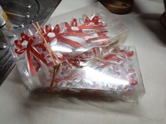 Nové Nepouzite svadobné pierka