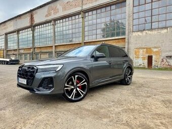 Audi Q7 45 TDI S line 2025