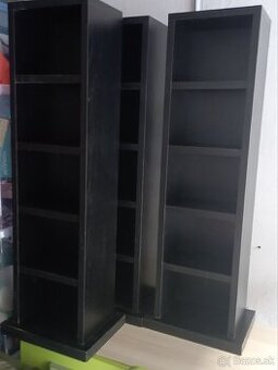 3 drevene stojany na CD/DVD vysoke 87cm - iba OSOBNY ODBER