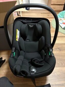 Autosedačka Carrello NOVA 40-87 cm Black Line