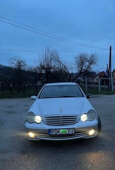 Mercedes Benz