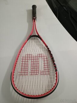 Predám squashovu raketu