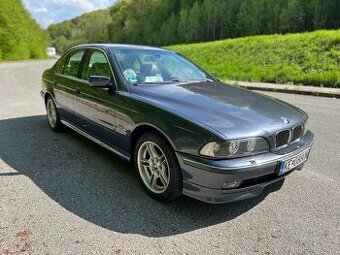 Bmw E39 rad 5 540i 4.4 V8